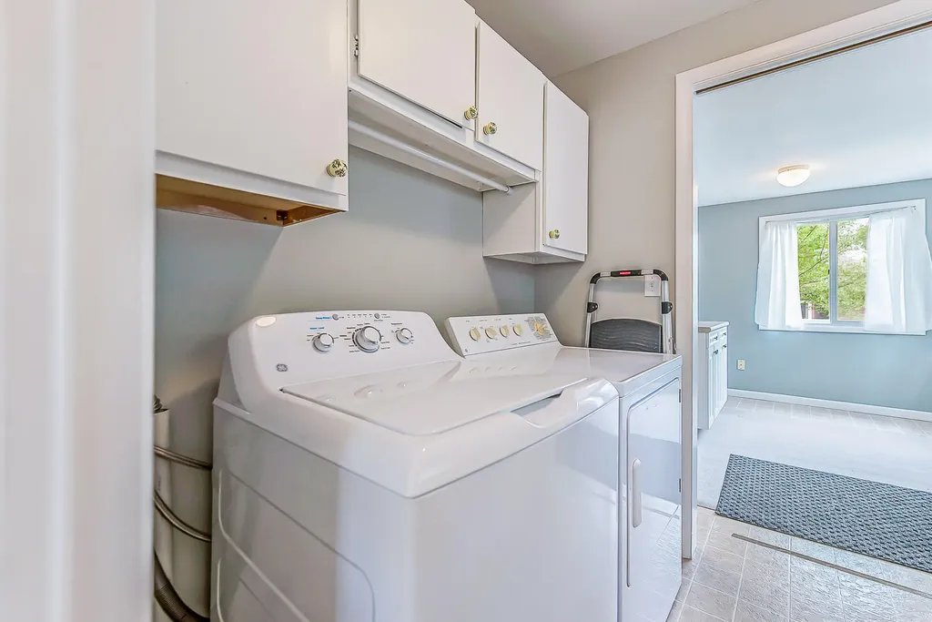 7275 Webbs Landing Dexter Township MI 48137