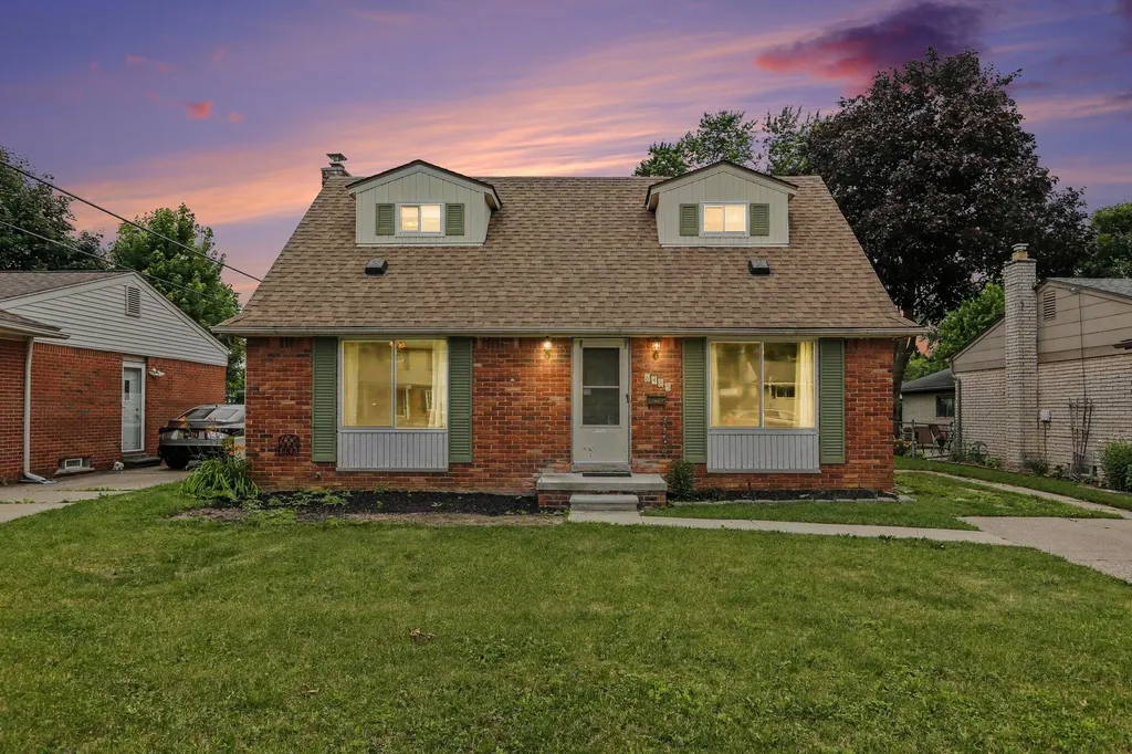 8485 Forrest Drive Canton Charter Township MI 48187
