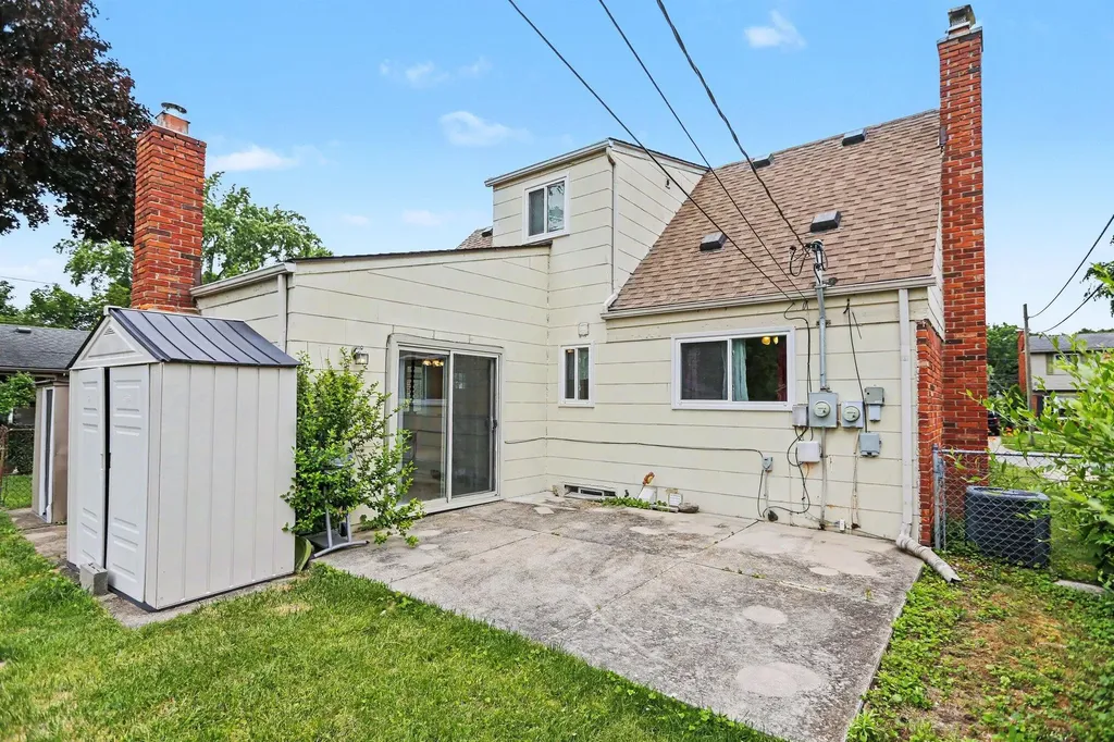 8485 Forrest Drive Canton Charter Township MI 48187
