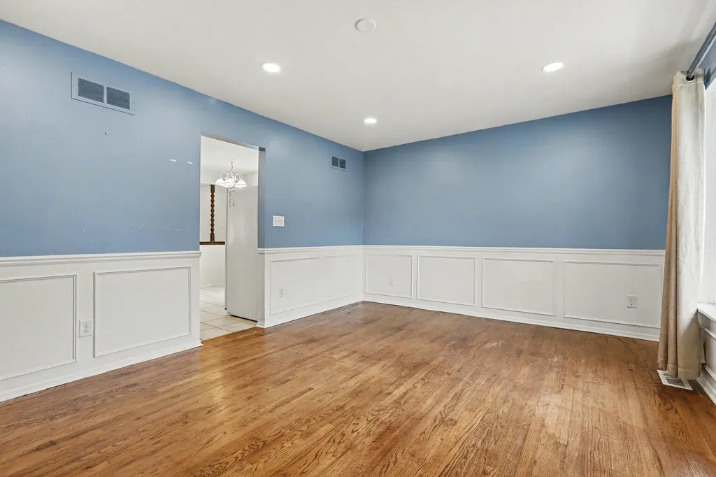 8485 Forrest Drive Canton Charter Township MI 48187