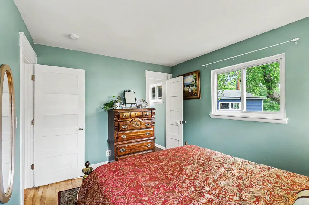 624 Susan Drive Ann Arbor City MI 48103