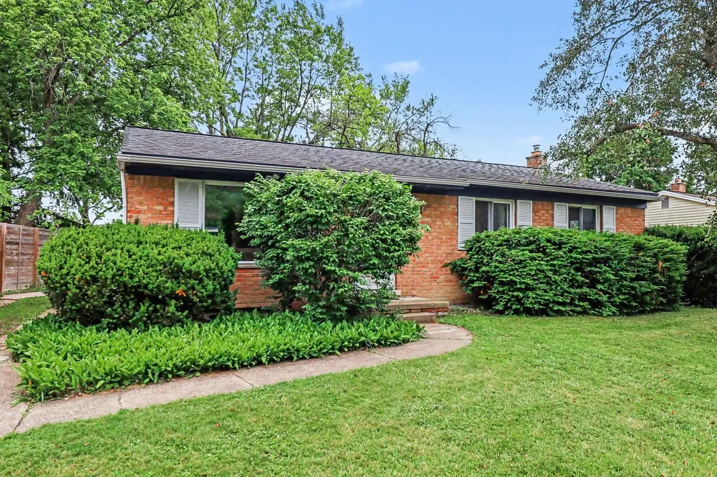 624 Susan Drive Ann Arbor City MI 48103