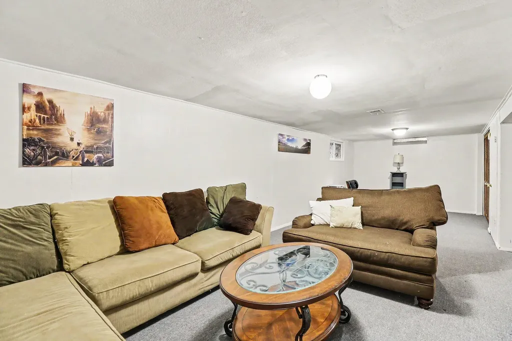 624 Susan Drive Ann Arbor City MI 48103