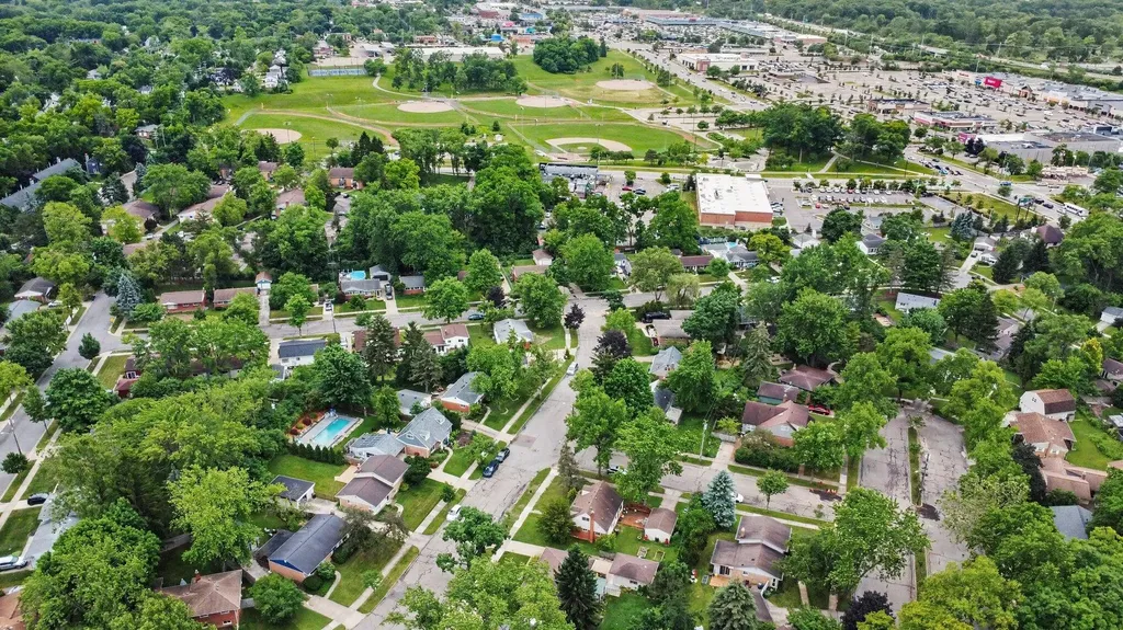 624 Susan Drive Ann Arbor City MI 48103