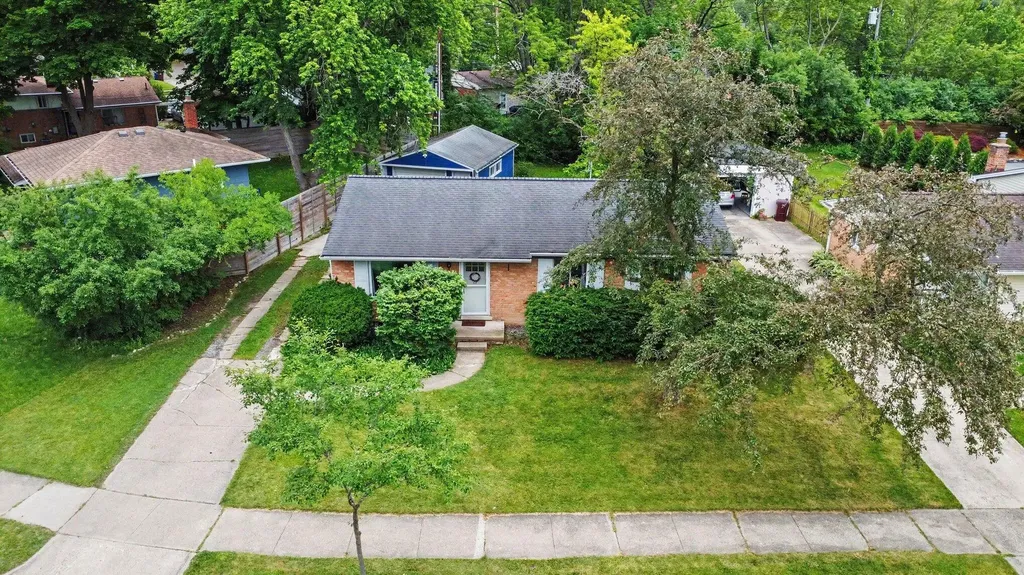624 Susan Drive Ann Arbor City MI 48103