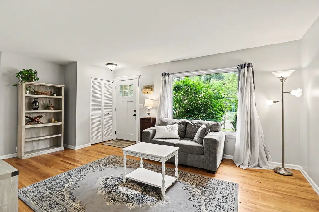 624 Susan Drive Ann Arbor City MI 48103