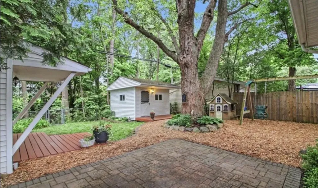 2727 Hampshire Road Ann Arbor City MI 48104