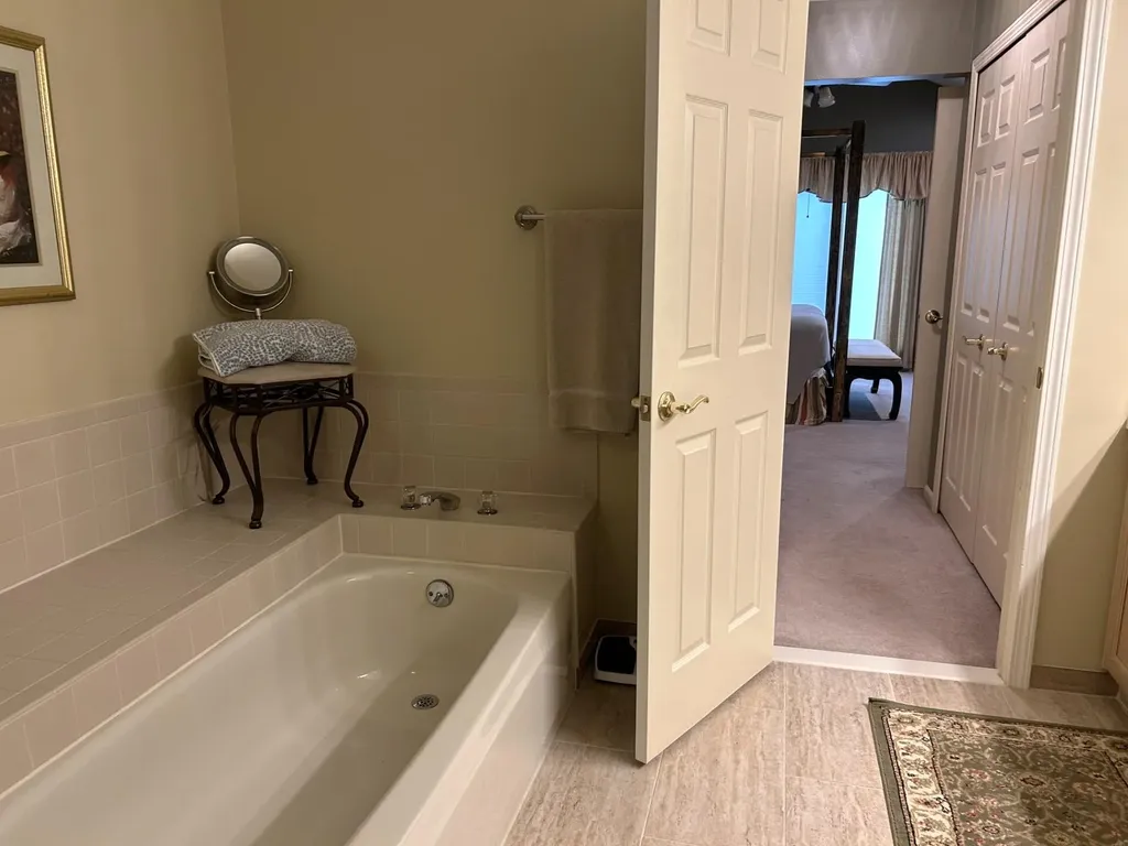 24587 Enchanted Drive Novi City MI 48374