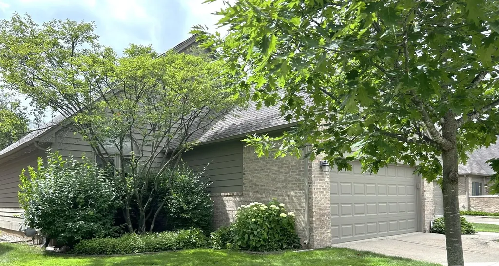 24587 Enchanted Drive Novi City MI 48374