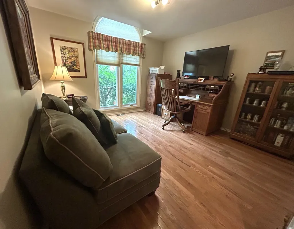 24587 Enchanted Drive Novi City MI 48374