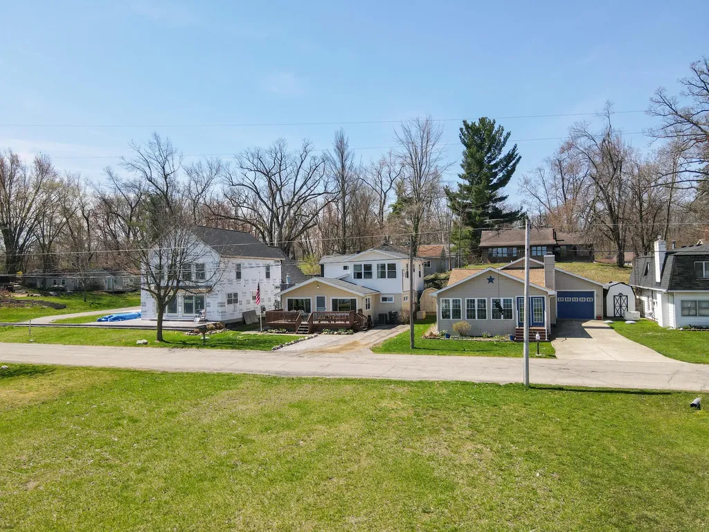 252 Evans Trail Franklin Township MI 49287