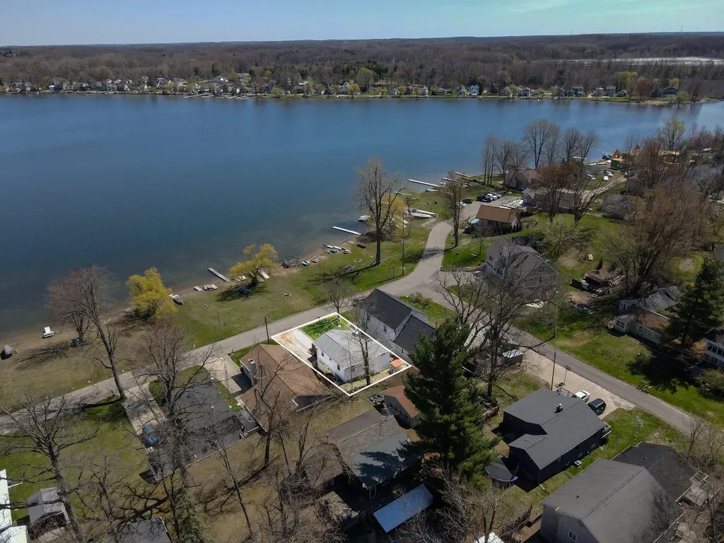 252 Evans Trail Franklin Township MI 49287