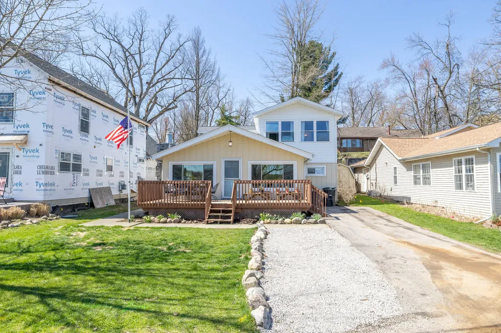 252 Evans Trail Franklin Township MI 49287