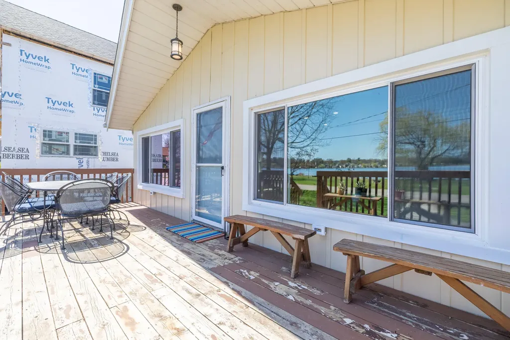 252 Evans Trail Franklin Township MI 49287