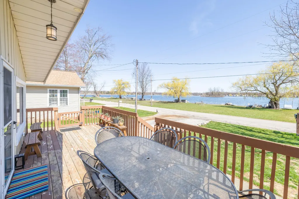 252 Evans Trail Franklin Township MI 49287