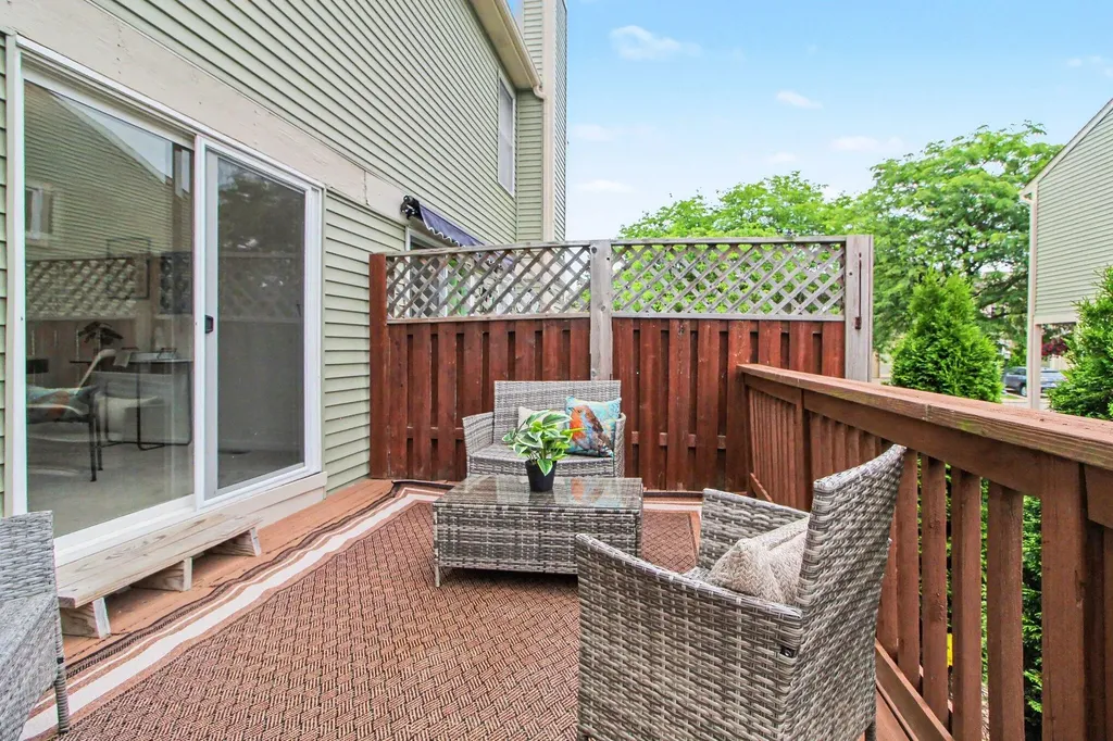 637 Liberty Pointe Drive Ann Arbor City MI 48103