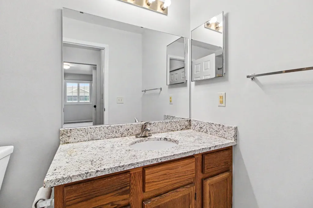 637 Liberty Pointe Drive Ann Arbor City MI 48103