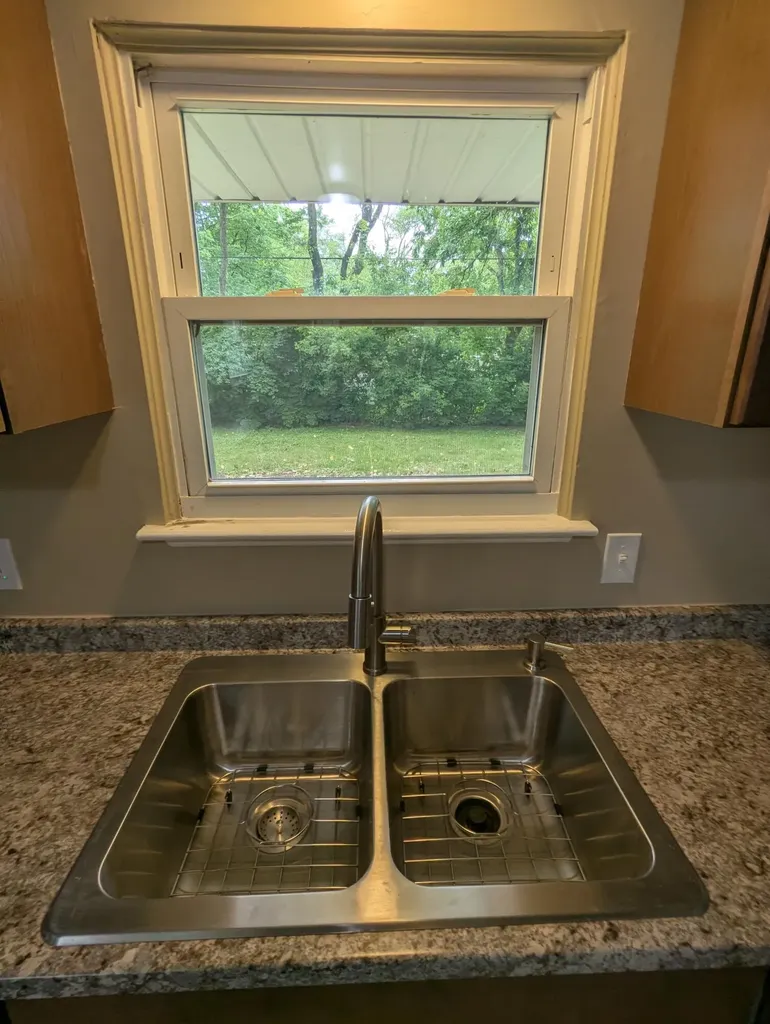 820 Nash Avenue Ypsilanti Charter Township MI 48198