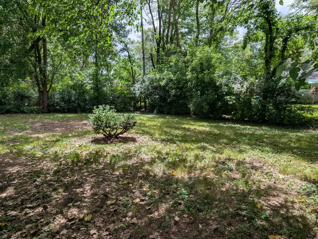 820 Nash Avenue Ypsilanti Charter Township MI 48198