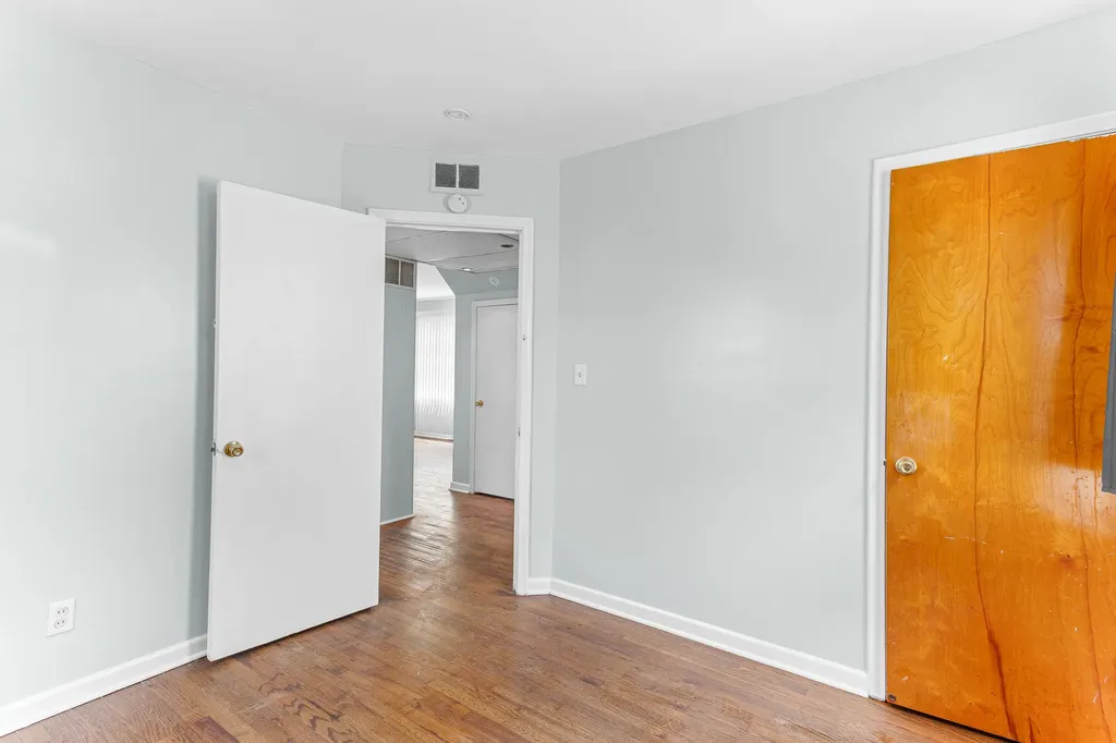 8041 Packard Avenue Warren City MI 48089