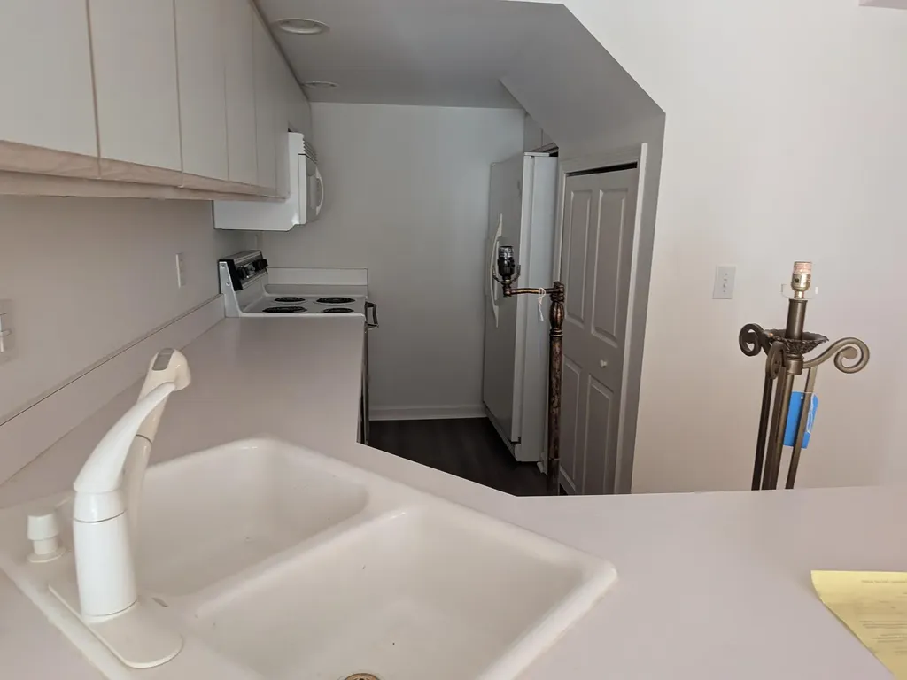 619 Hill Crest Court Milford Village MI 48381