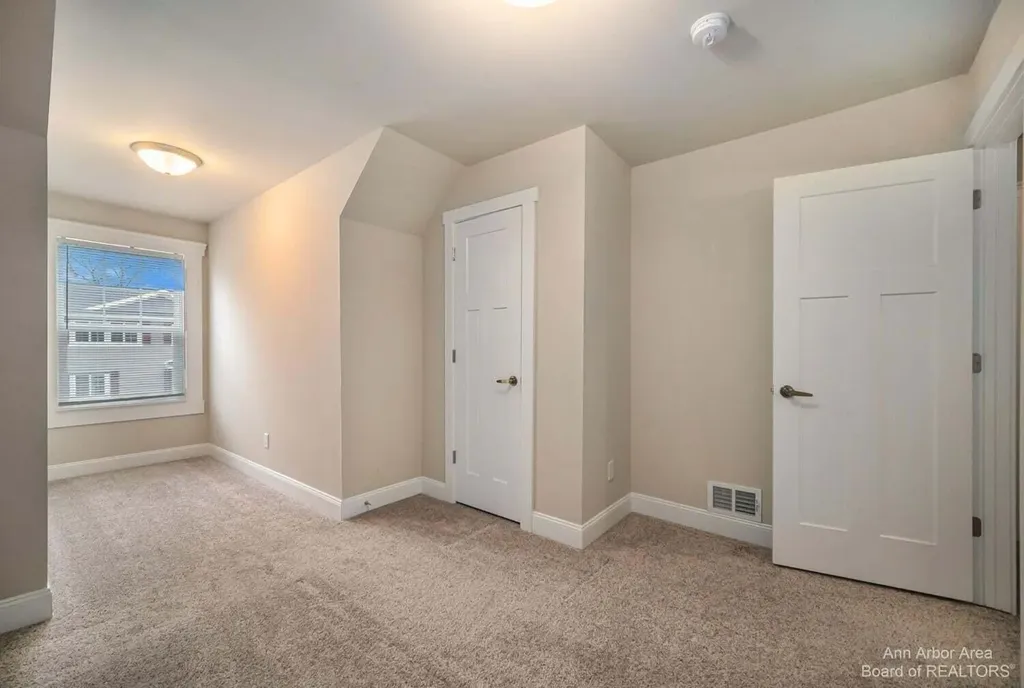 1 Maple Village Court Ann Arbor City MI 48103
