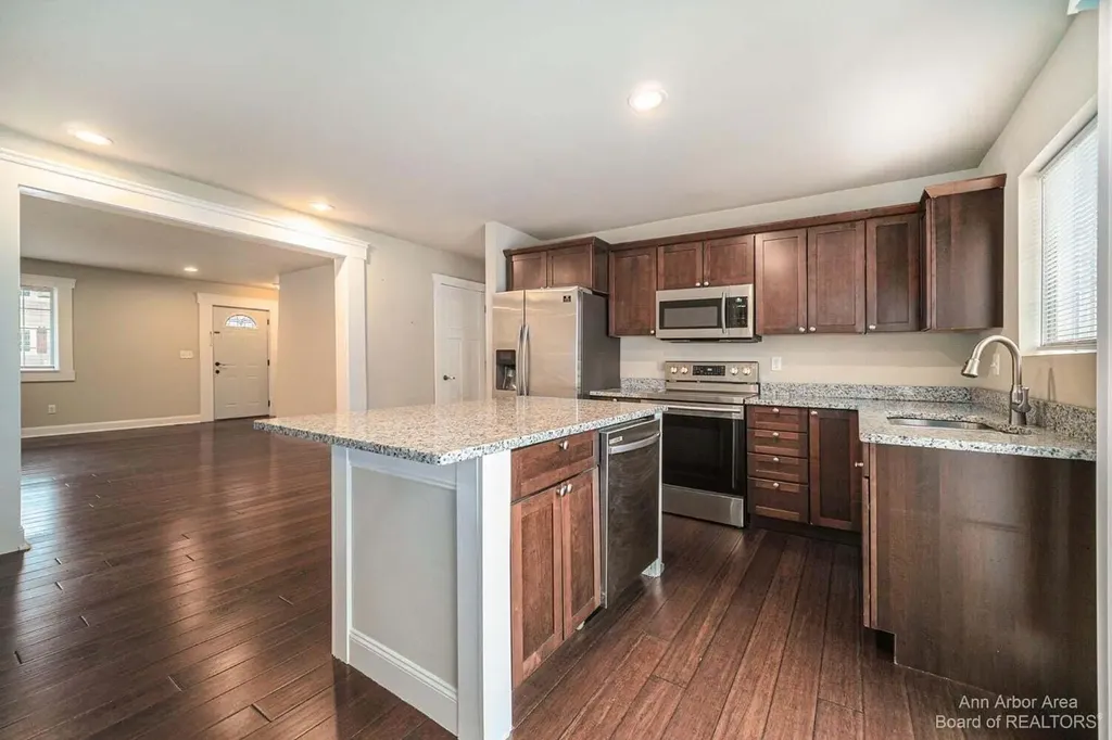 1 Maple Village Court Ann Arbor City MI 48103