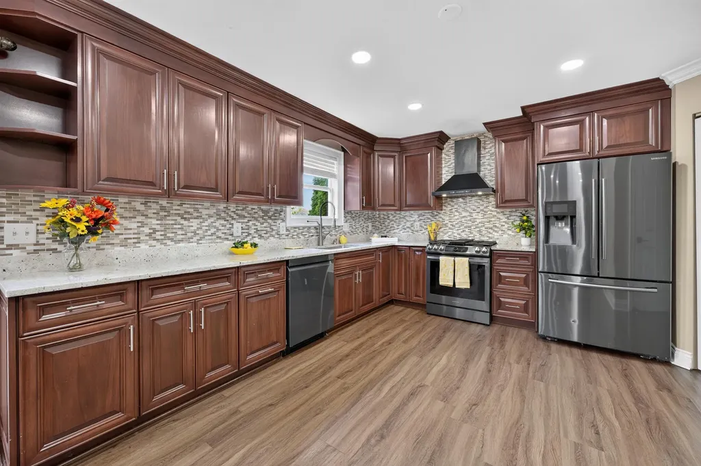 8049 Beechwood Boulevard Lima Township MI 48130