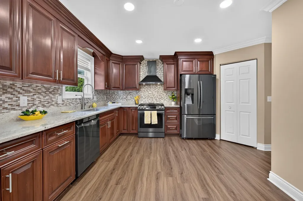 8049 Beechwood Boulevard Lima Township MI 48130