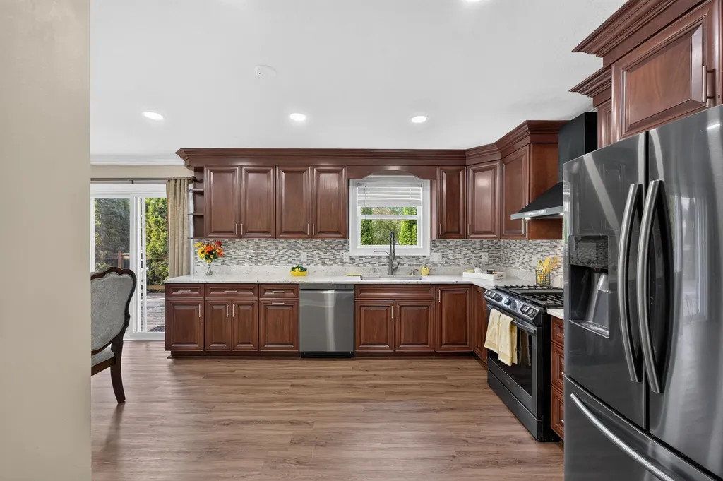 8049 Beechwood Boulevard Lima Township MI 48130