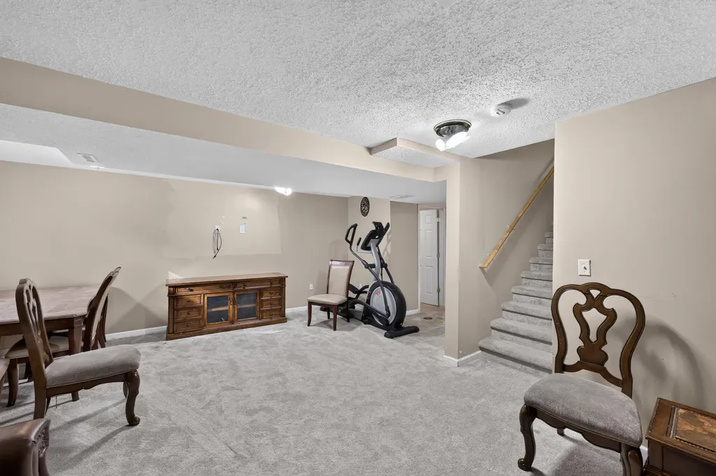 8049 Beechwood Boulevard Lima Township MI 48130