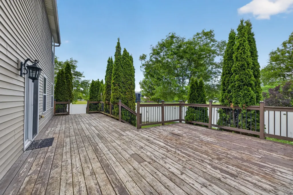 8049 Beechwood Boulevard Lima Township MI 48130
