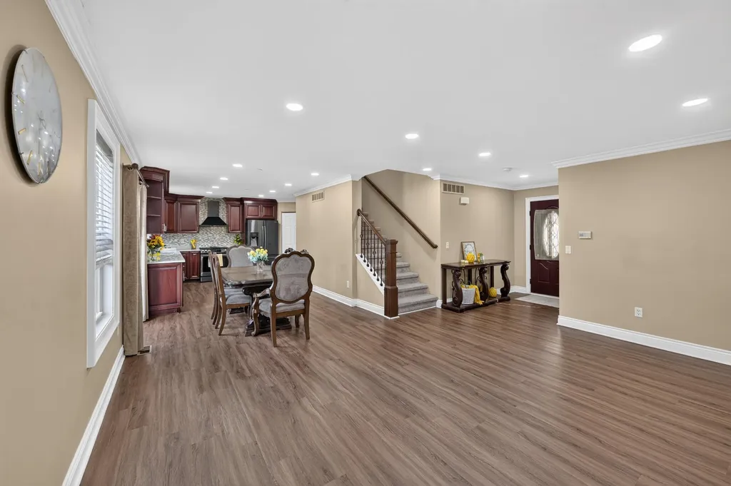 8049 Beechwood Boulevard Lima Township MI 48130