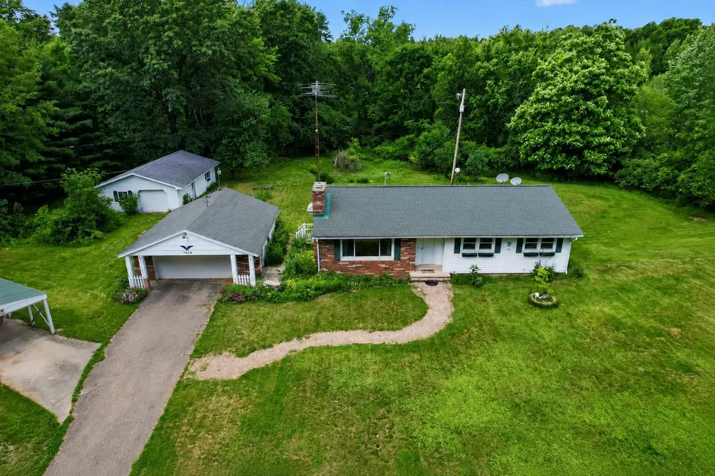 7836 Cuff Road Sandstone Township MI 49269