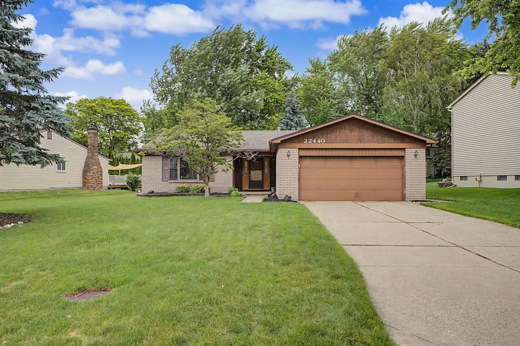 22440 Mill Road Novi City MI 48375