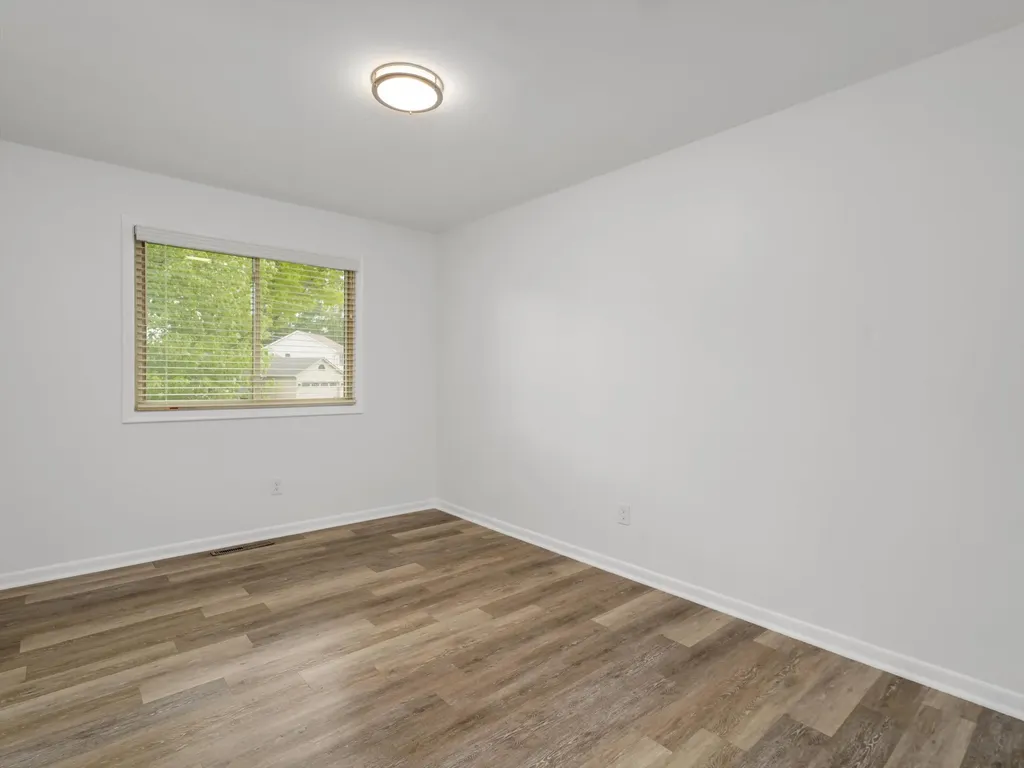3941 Loch Drive Highland Charter Township MI 48357
