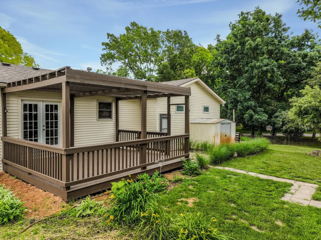 3941 Loch Drive Highland Charter Township MI 48357
