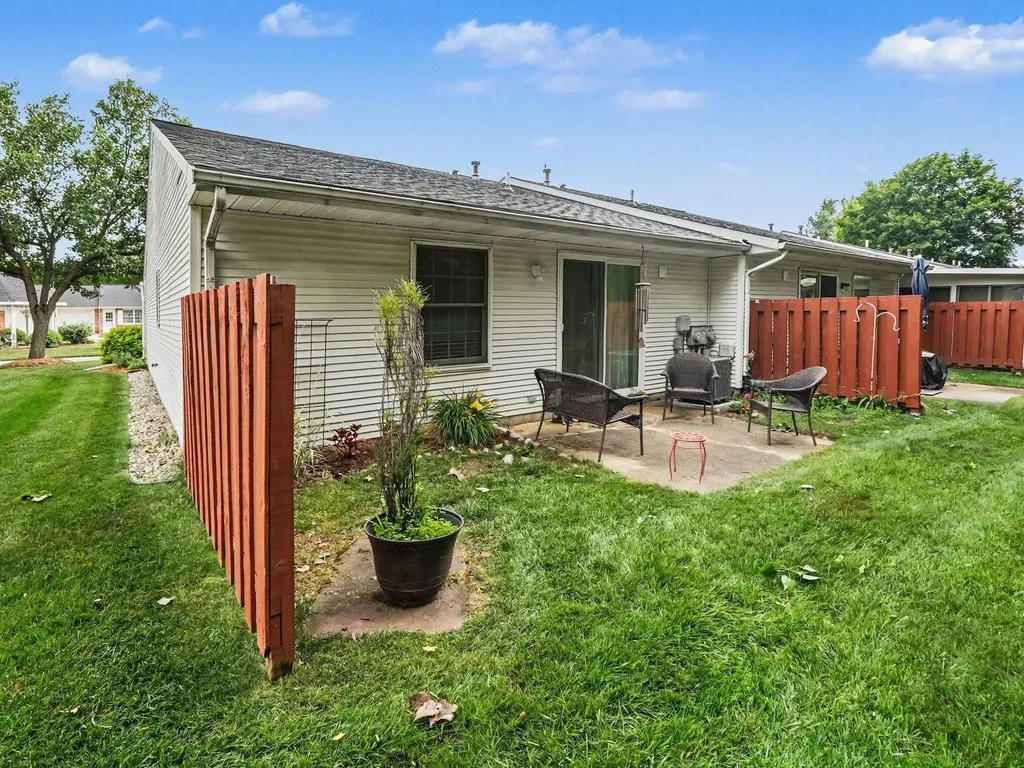563 Yorkshire Square Milan City MI 48160