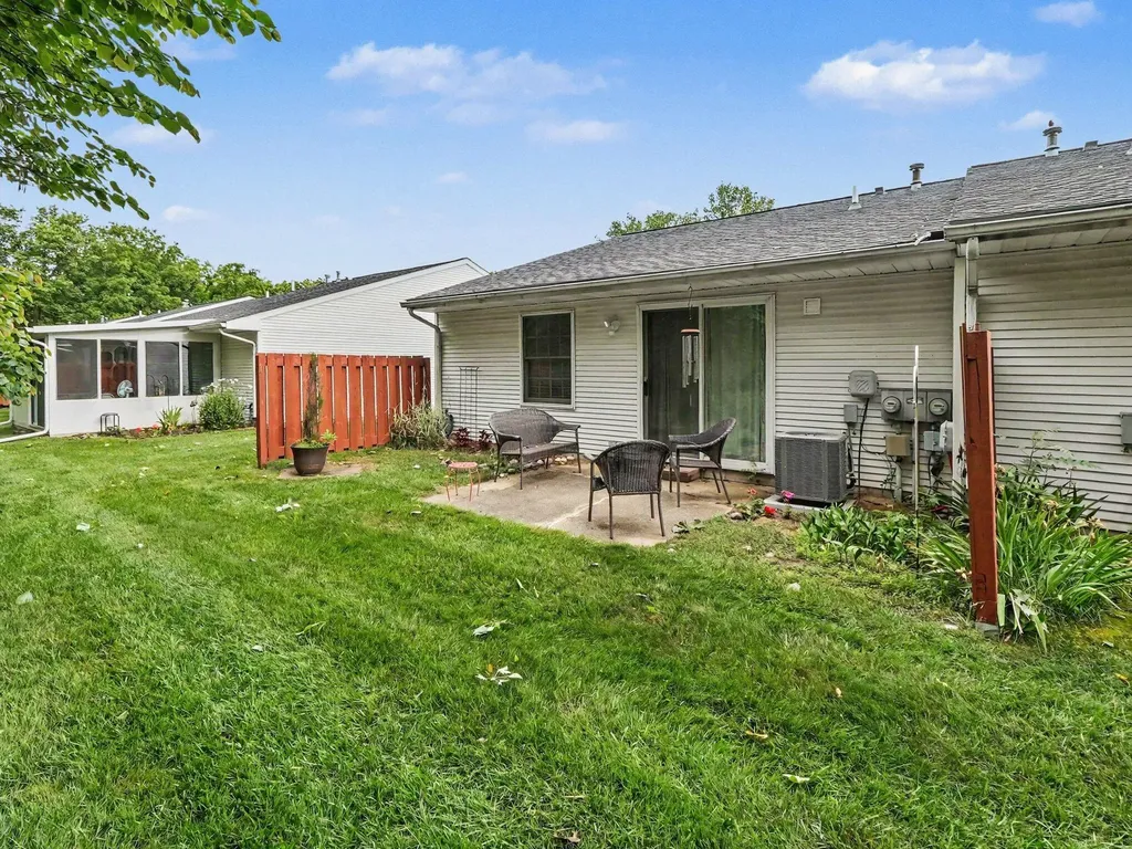 563 Yorkshire Square Milan City MI 48160
