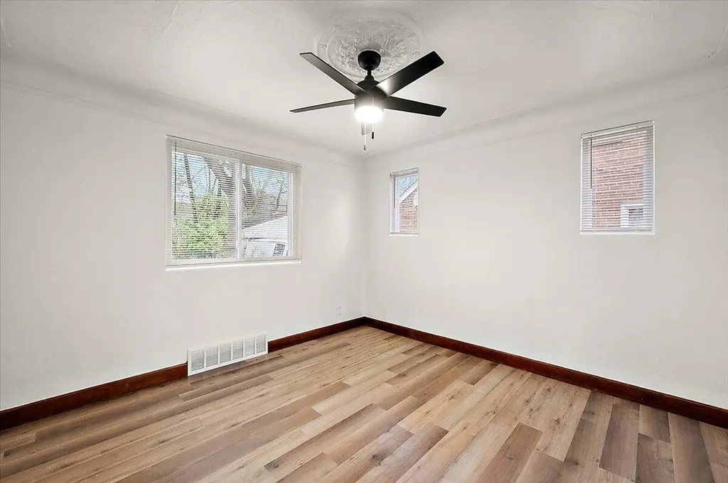 15731 Kentfield Street Detroit City MI 48223