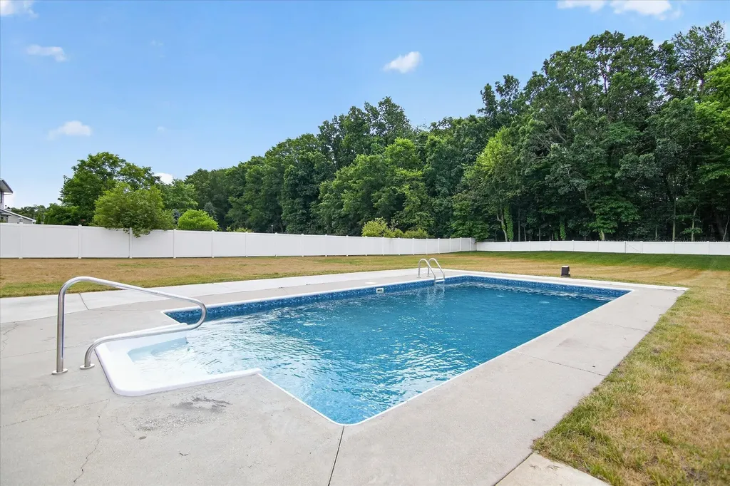 2066 Friar Tuck Circle Raisin Township MI 49221