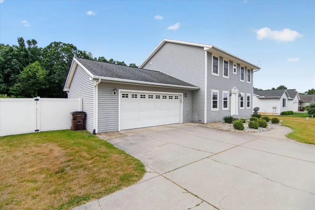 2066 Friar Tuck Circle Raisin Township MI 49221