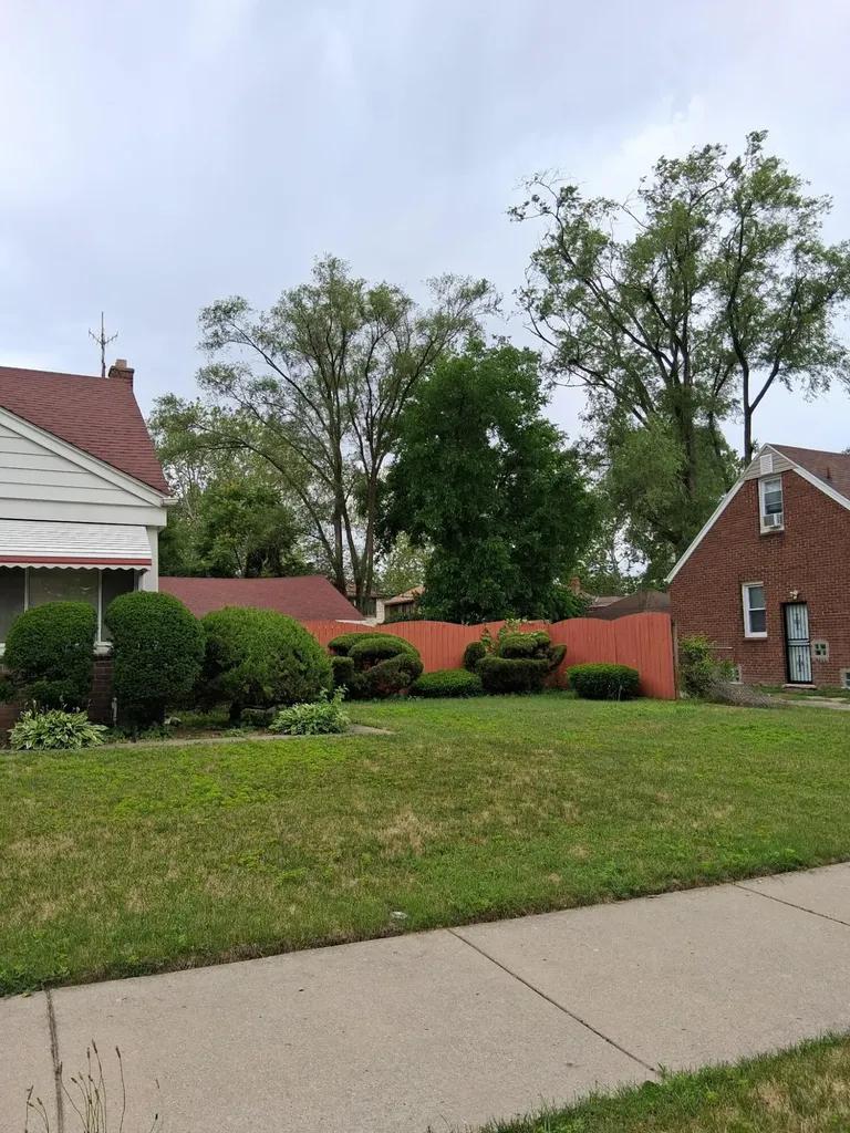 18211 Stansbury Avenue Detroit City MI 48235