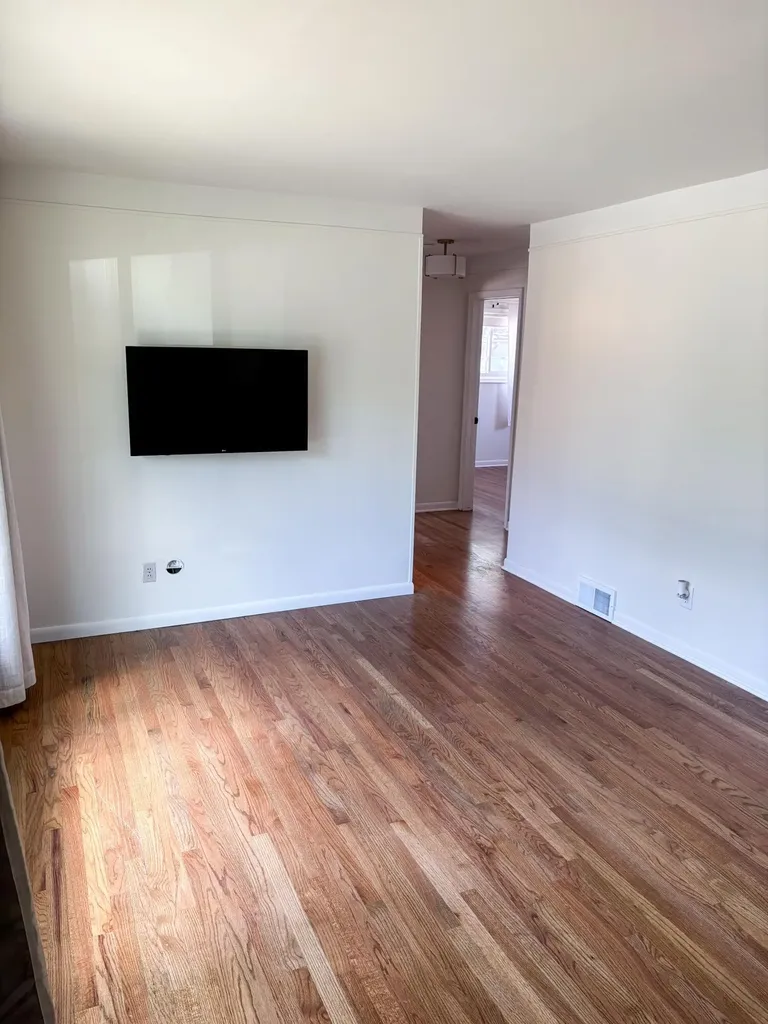 28700 Kathryn Street Garden City City MI 48135