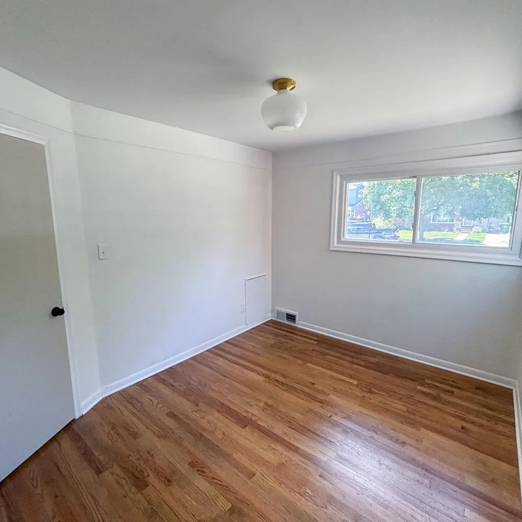 28700 Kathryn Street Garden City City MI 48135