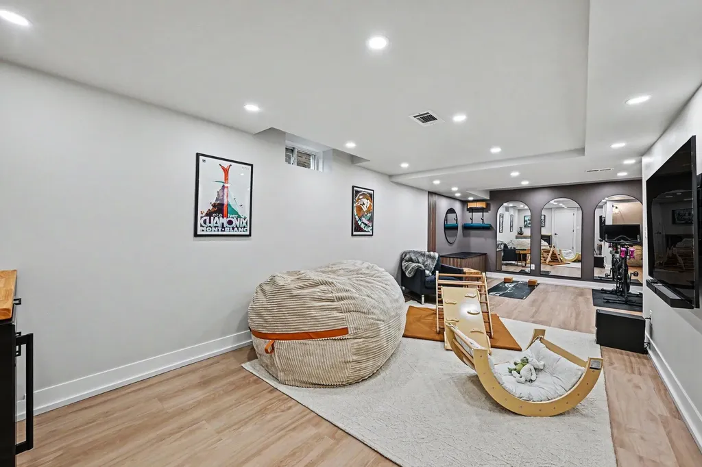 586 Kuehnle Avenue Ann Arbor City MI 48103