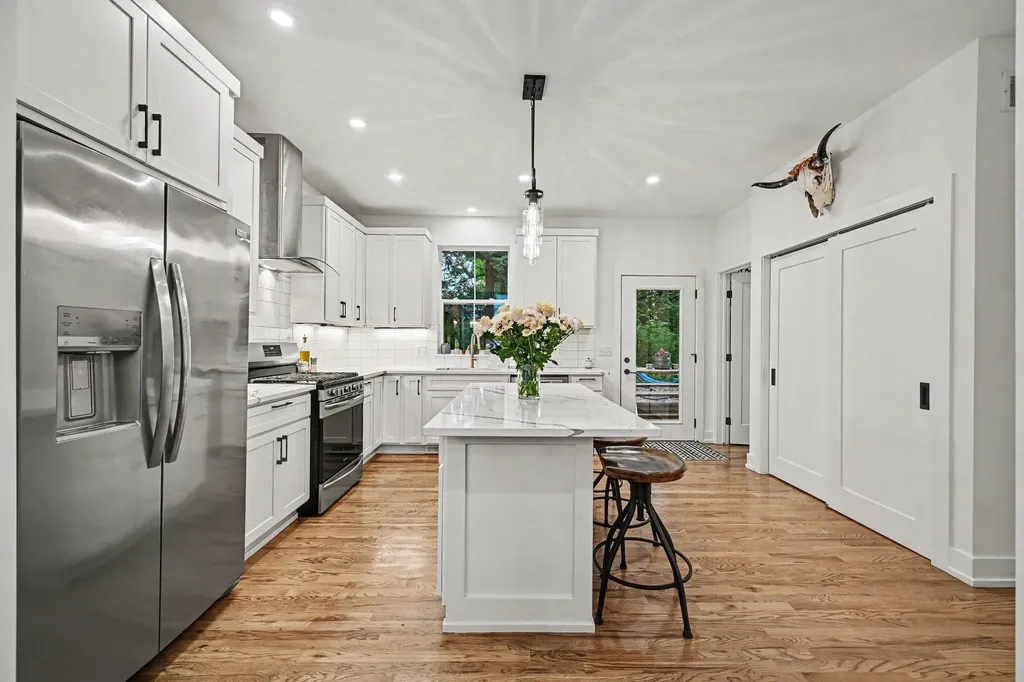 586 Kuehnle Avenue Ann Arbor City MI 48103