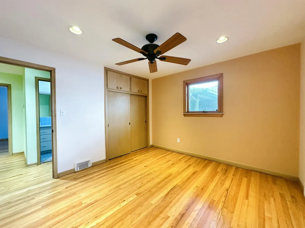 23213 Greencrest Street St. Clair Shores City MI 48080