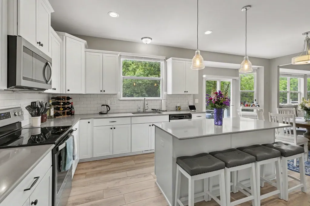 9091 White Tail Court Ypsilanti Charter Township MI 48197