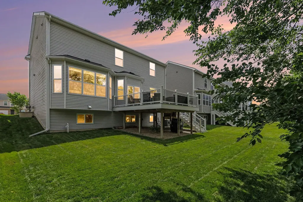 9091 White Tail Court Ypsilanti Charter Township MI 48197
